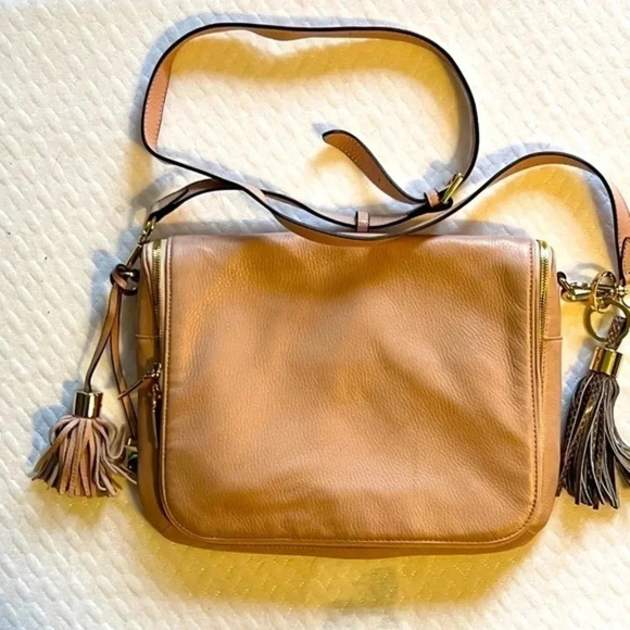 G.I.L.I. Light Pink Crossbody Messenger Bag - Picture 2 of 7